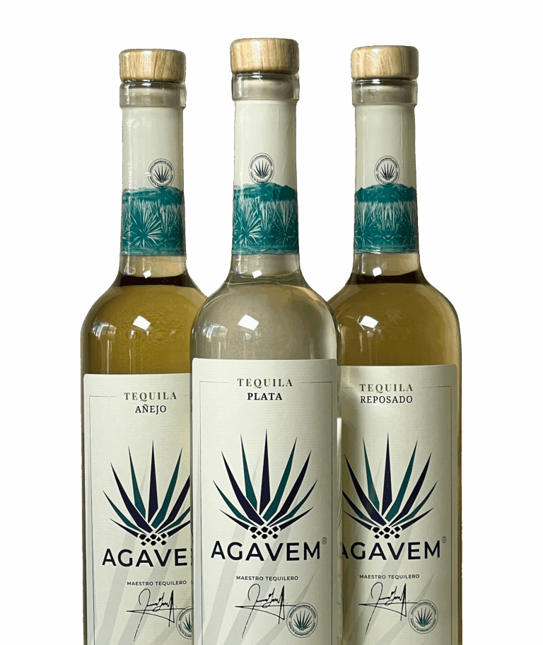 tres botellas de tequila agavem tequila artesanal de los Altos de Jalisco