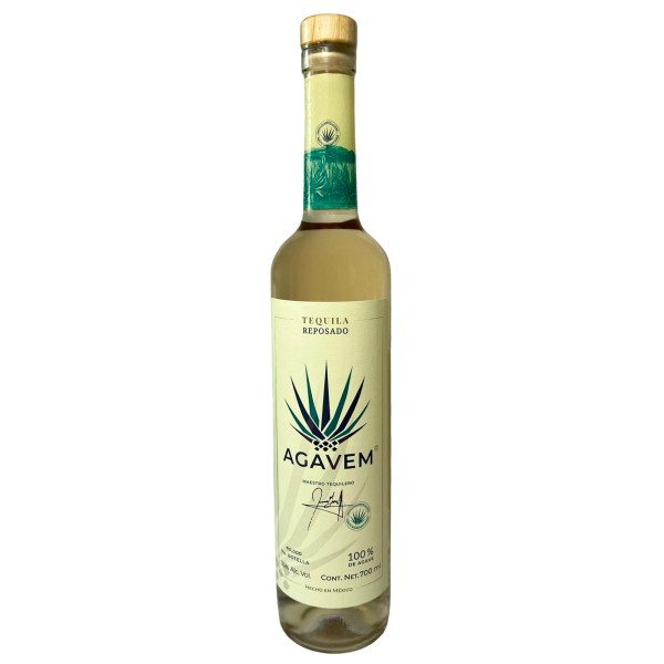 Botella de tequila reposado artesanal de los Altos de Jalisco